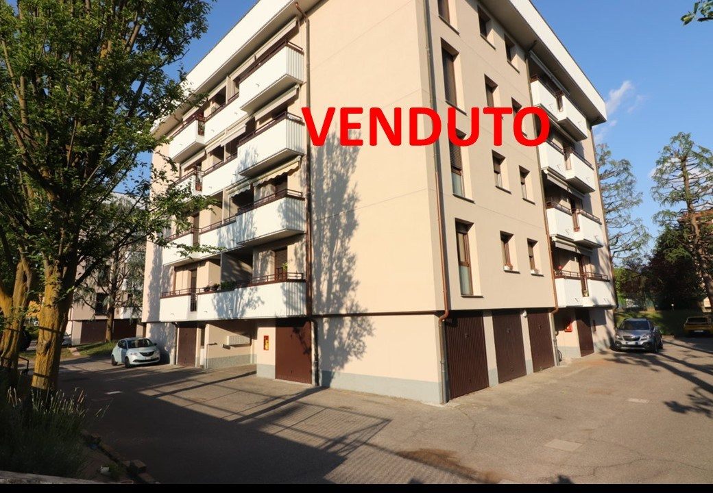 Tre locali con box e cantina in vendita a Busnago (MB)